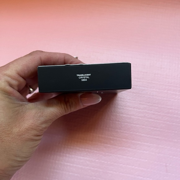 NARS Light Reflecting Pressed Setting Powder Translucent Crystal - Picture 5 of 6